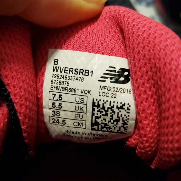 Womens New Balance Shoes WVERSRB1 - Picture 5 of 8